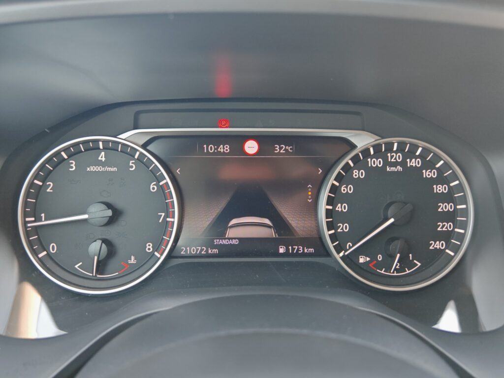 Nissan Qashqai 1,3 DIG-T 140, jamstvo dvije god., već od 234,00€/mj, fotografija 16
