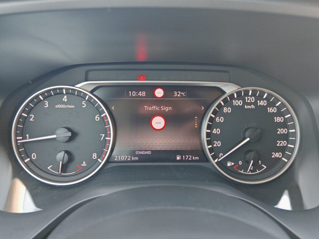 Nissan Qashqai 1,3 DIG-T 140, jamstvo dvije god., već od 234,00€/mj, fotografija 18