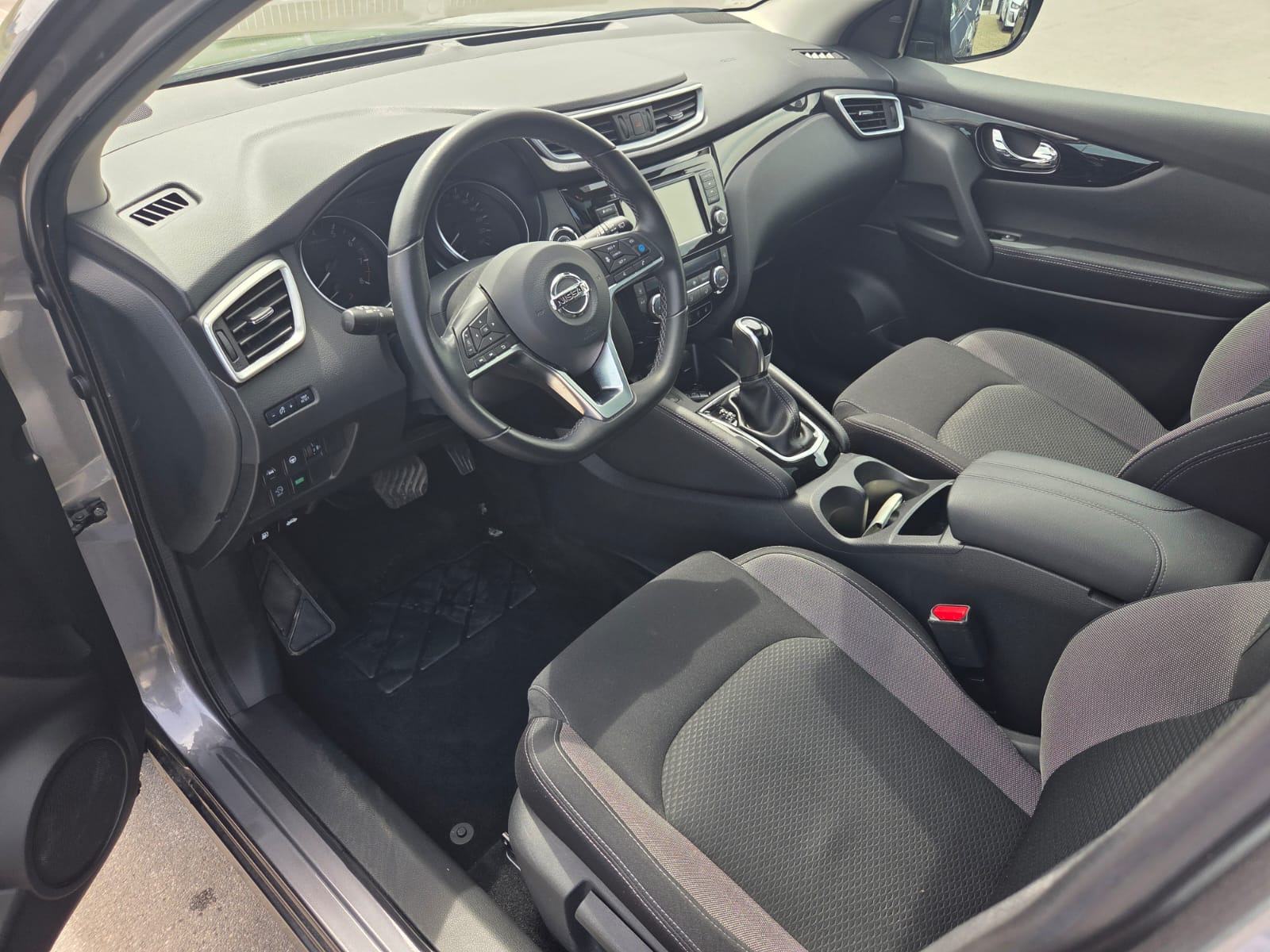 NISSAN QASHQAI 1,3 DIG-T 159 KS, AUTOMATIK, SAMO 22000 KM,PRVI VLASNIK, fotografija 11
