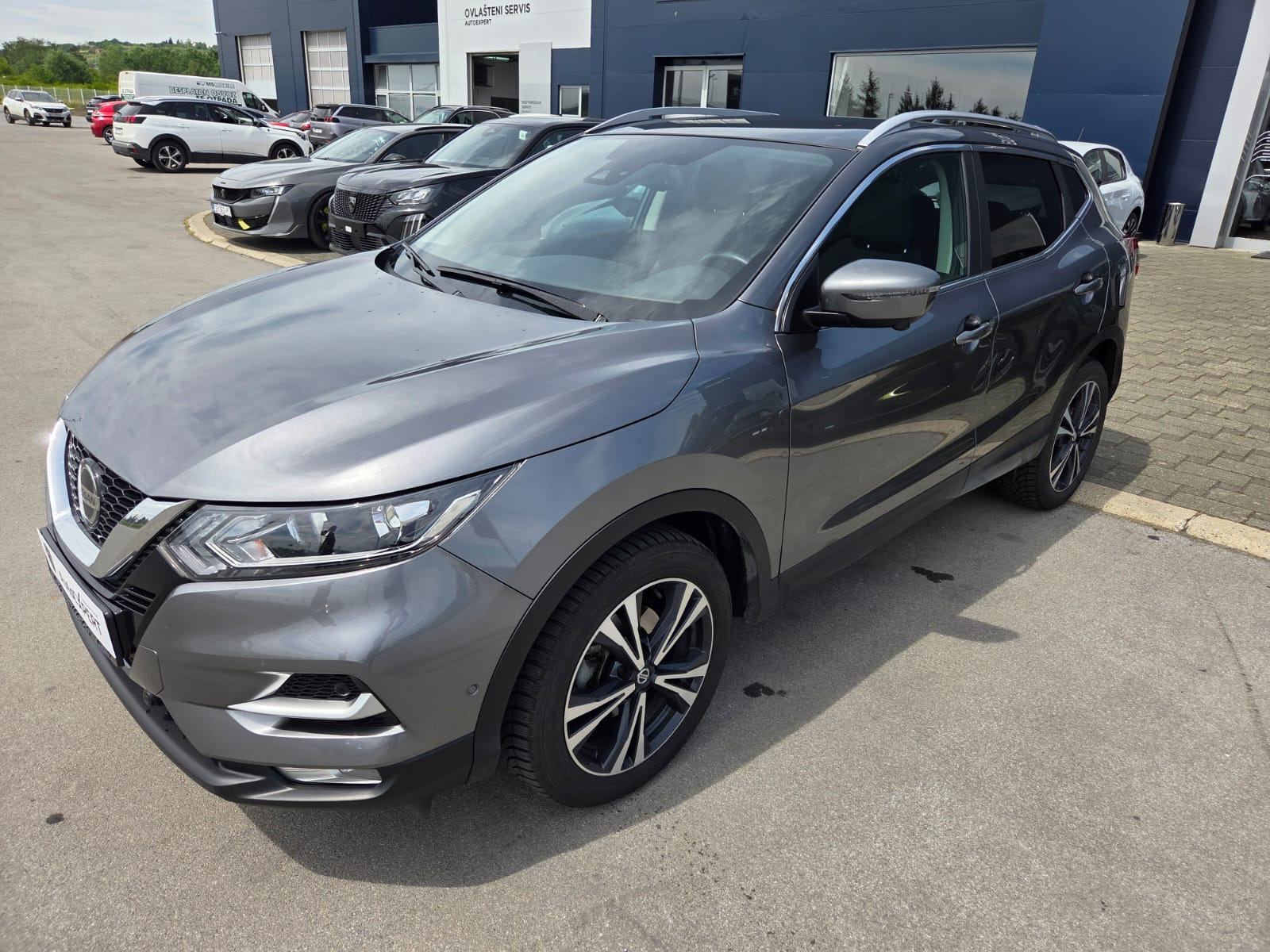 NISSAN QASHQAI 1,3 DIG-T 159 KS, AUTOMATIK, SAMO 22000 KM,PRVI VLASNIK, fotografija 4