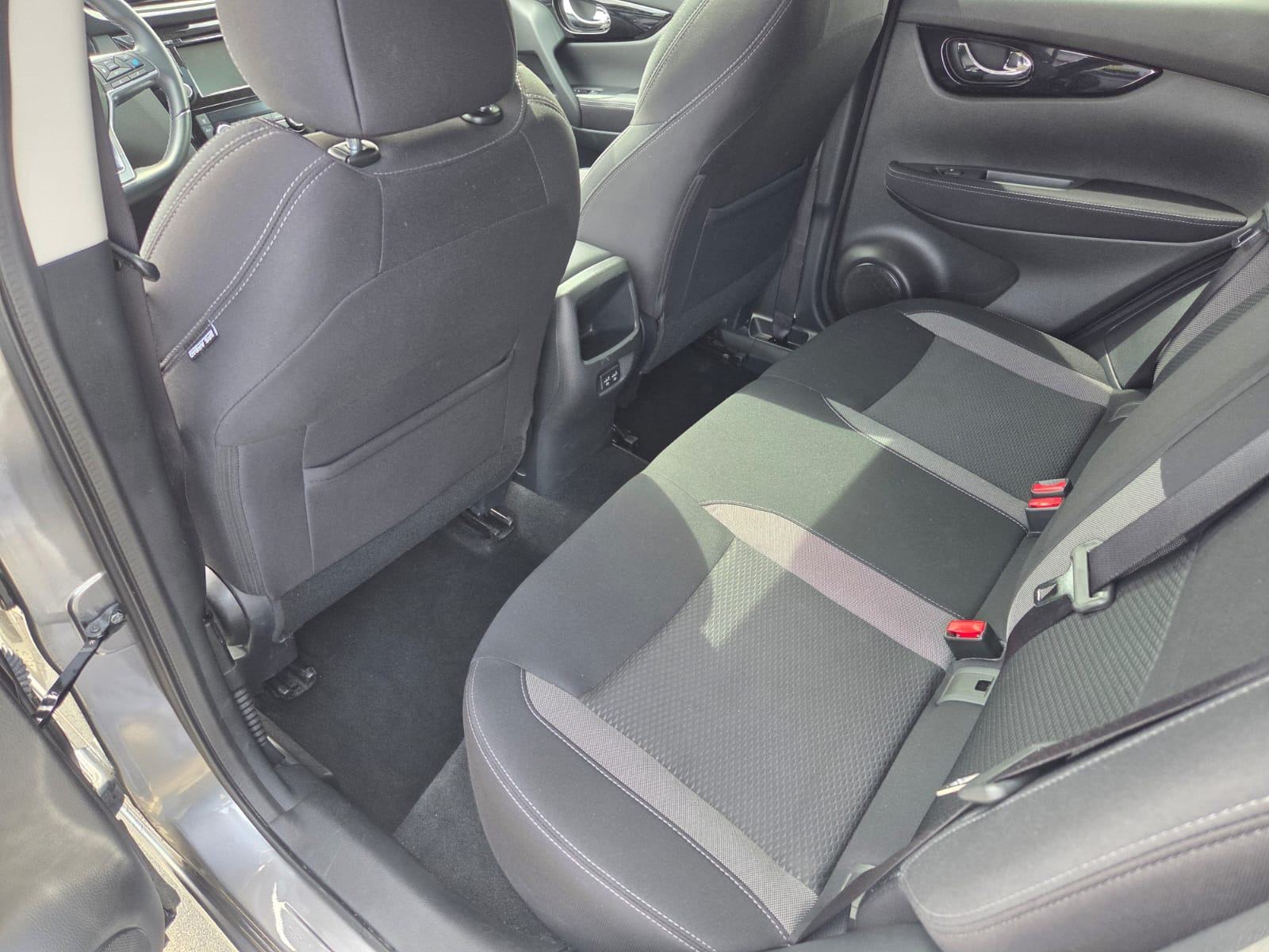NISSAN QASHQAI 1,3 DIG-T 159 KS, AUTOMATIK, SAMO 22000 KM,PRVI VLASNIK, fotografija 19