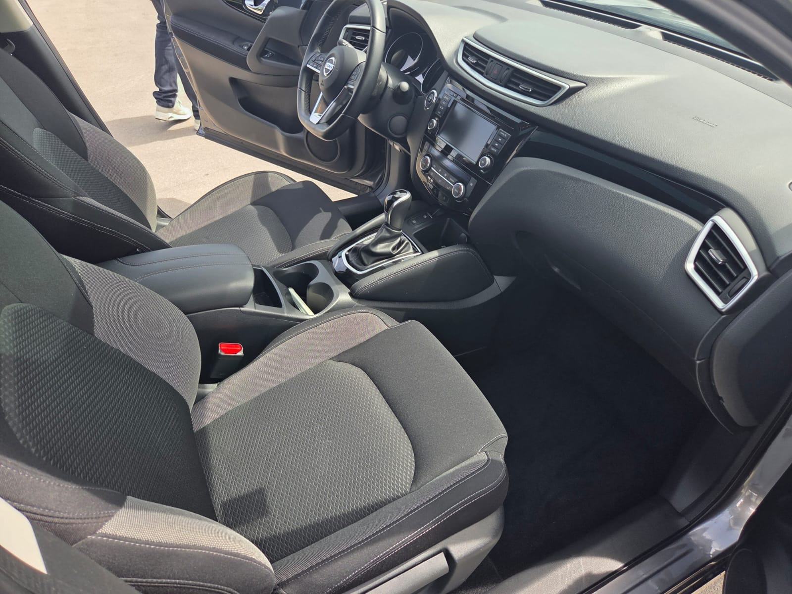 NISSAN QASHQAI 1,3 DIG-T 159 KS, AUTOMATIK, SAMO 22000 KM,PRVI VLASNIK, fotografija 16