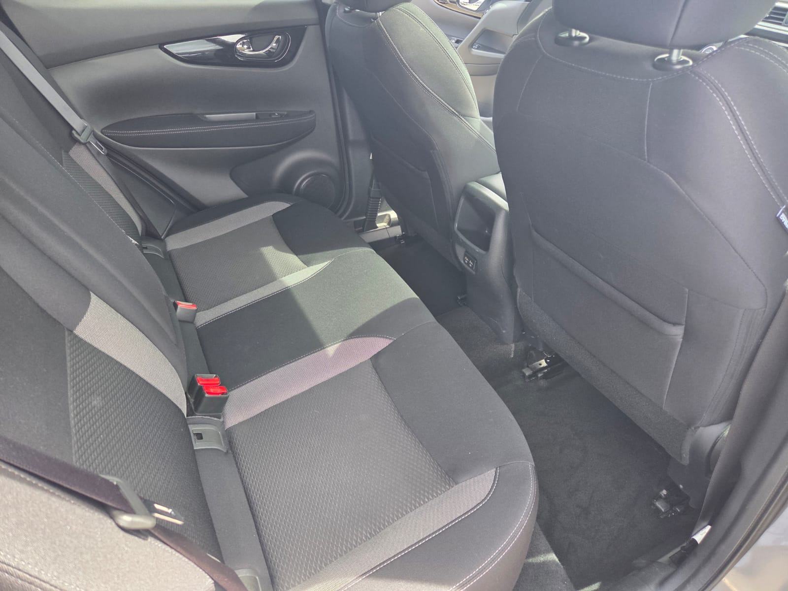 NISSAN QASHQAI 1,3 DIG-T 159 KS, AUTOMATIK, SAMO 22000 KM,PRVI VLASNIK, fotografija 18