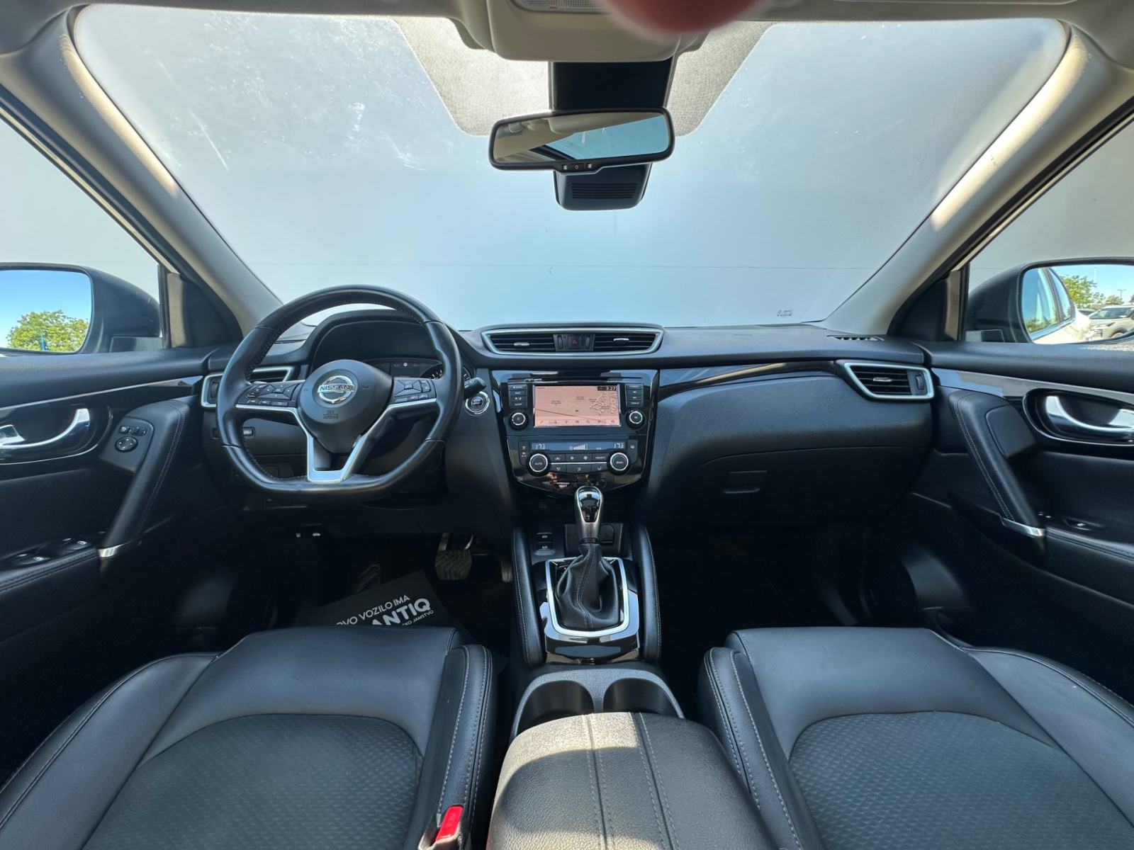 Nissan Qashqai 1,3 DIG-T 160 N-Connecta | 24MJ JAMSTVA, fotografija 11