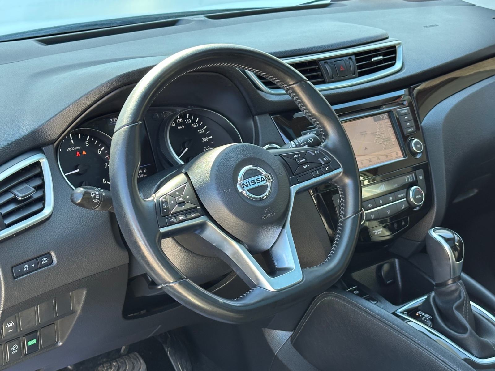 Nissan Qashqai 1,3 DIG-T 160 N-Connecta | 24MJ JAMSTVA, fotografija 13