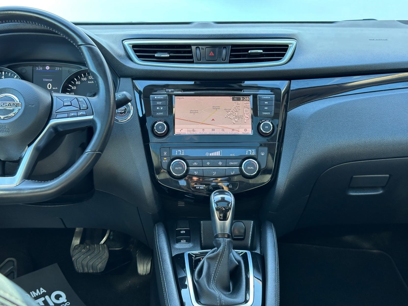Nissan Qashqai 1,3 DIG-T 160 N-Connecta | 24MJ JAMSTVA, fotografija 15