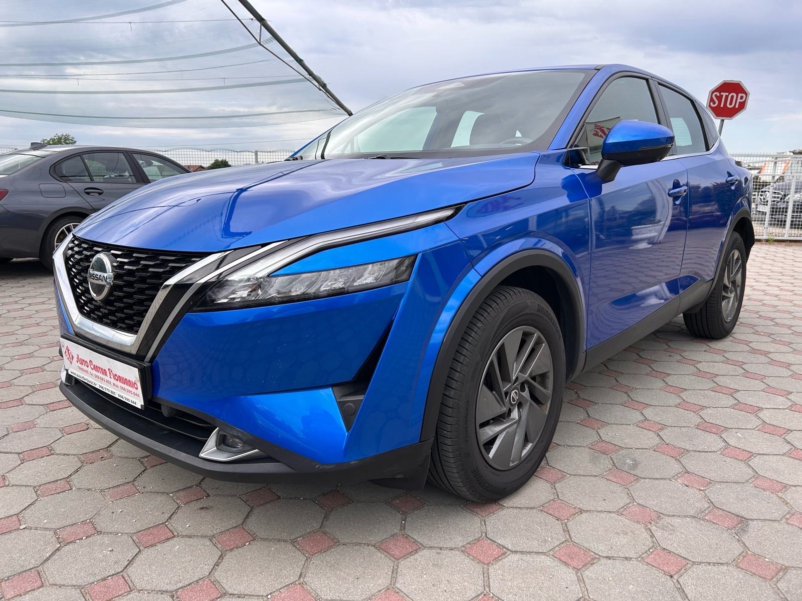 Nissan Qashqai 1,3 DIG-T 2021.,reg:4.5.2027.,SERVISNA, GRIJ SJED, TOP, fotografija 3