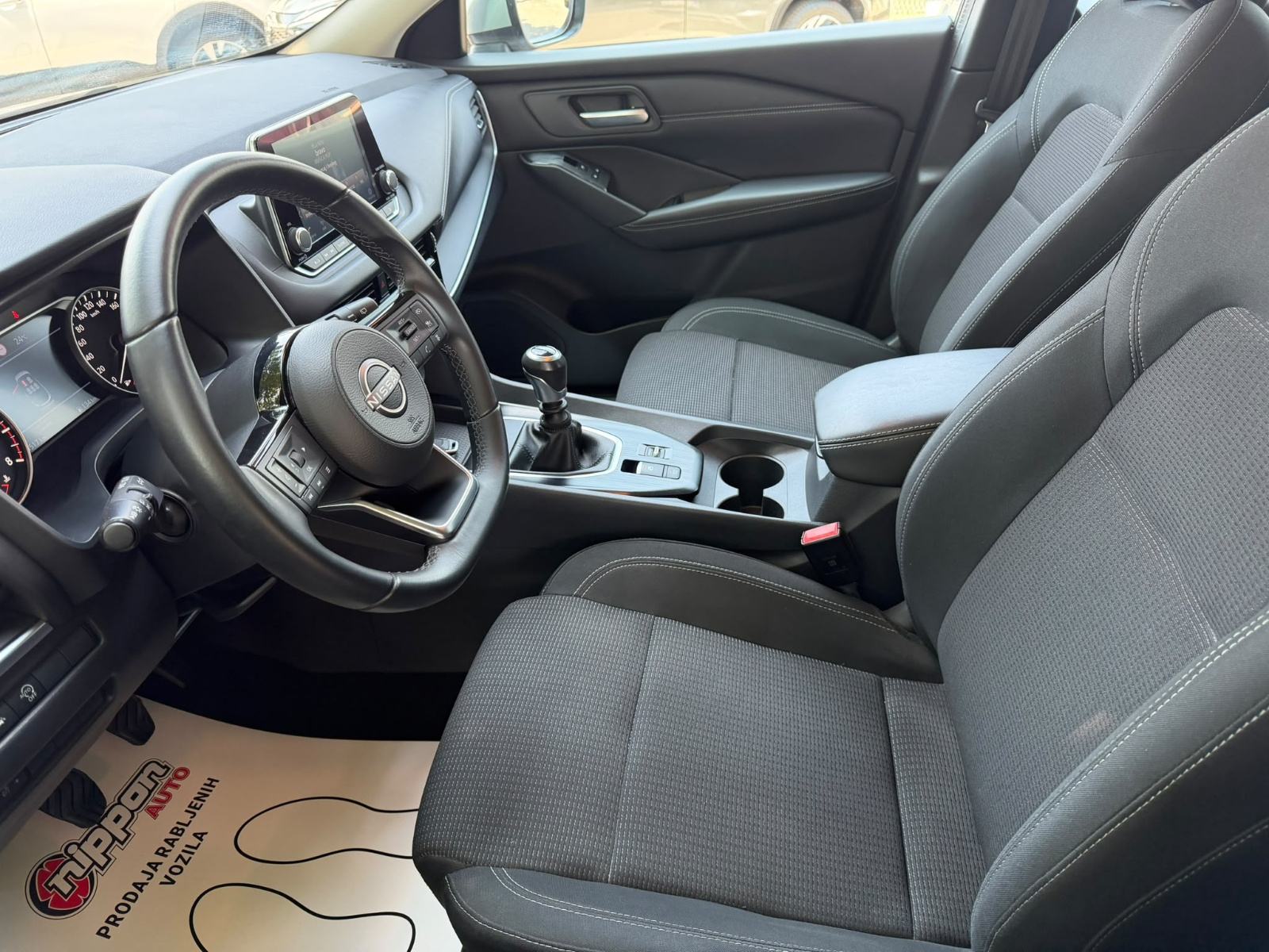 Nissan Qashqai 1.3 DIG-T - PRODANO, fotografija 10