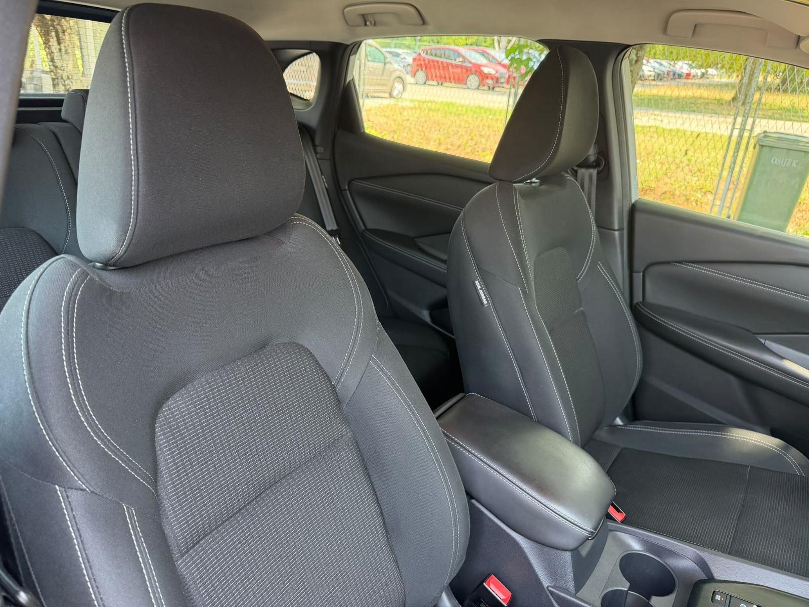 Nissan Qashqai 1.3 DIG-T - PRODANO, fotografija 19