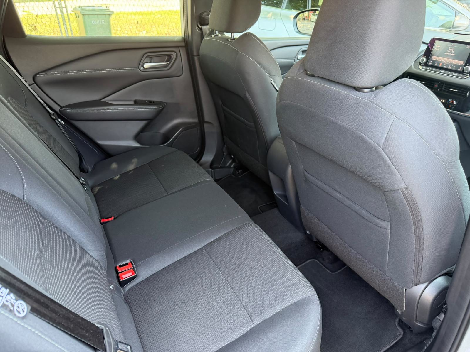 Nissan Qashqai 1.3 DIG-T - PRODANO, fotografija 20