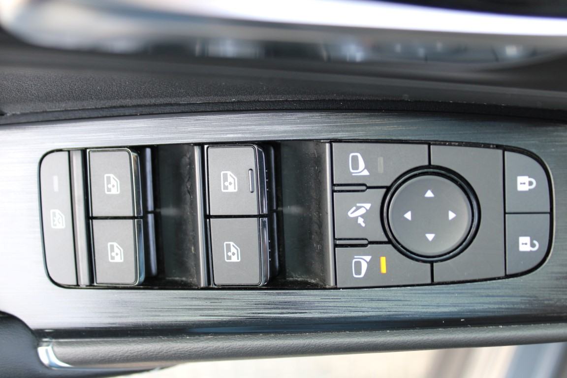Nissan Qashqai 1,3 DIG-T MHEV N-Connecta, fotografija 11