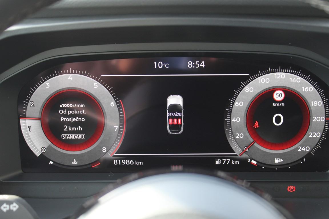 Nissan Qashqai 1,3 DIG-T MHEV N-Connecta, fotografija 14