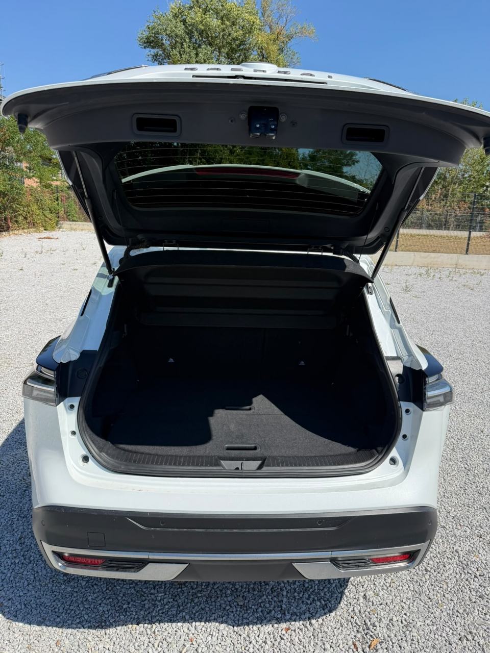 Nissan Qashqai 1,3 DIG-T MHEV N-Connecta, fotografija 2