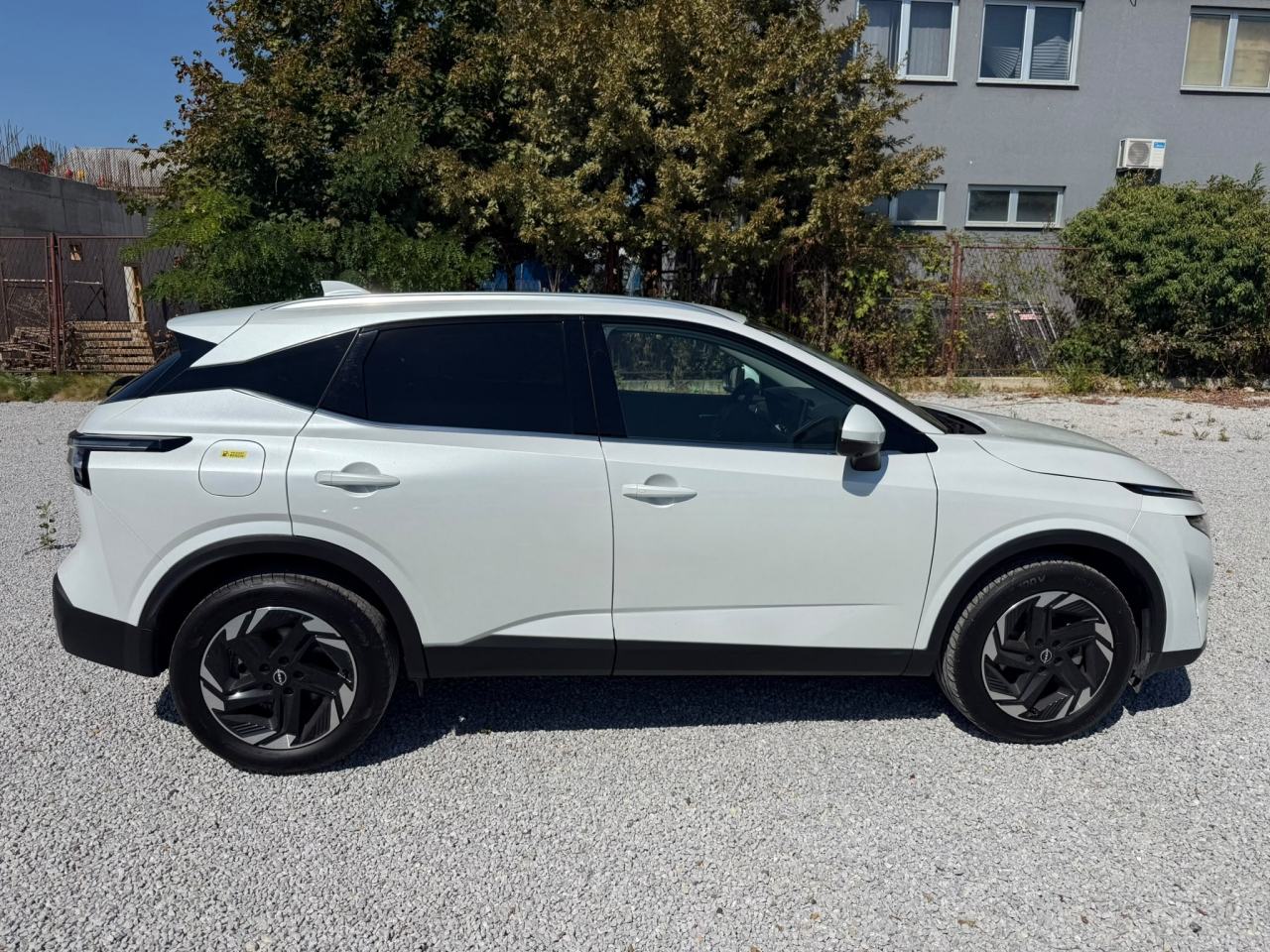 Nissan Qashqai 1,3 DIG-T MHEV N-Connecta, fotografija 5