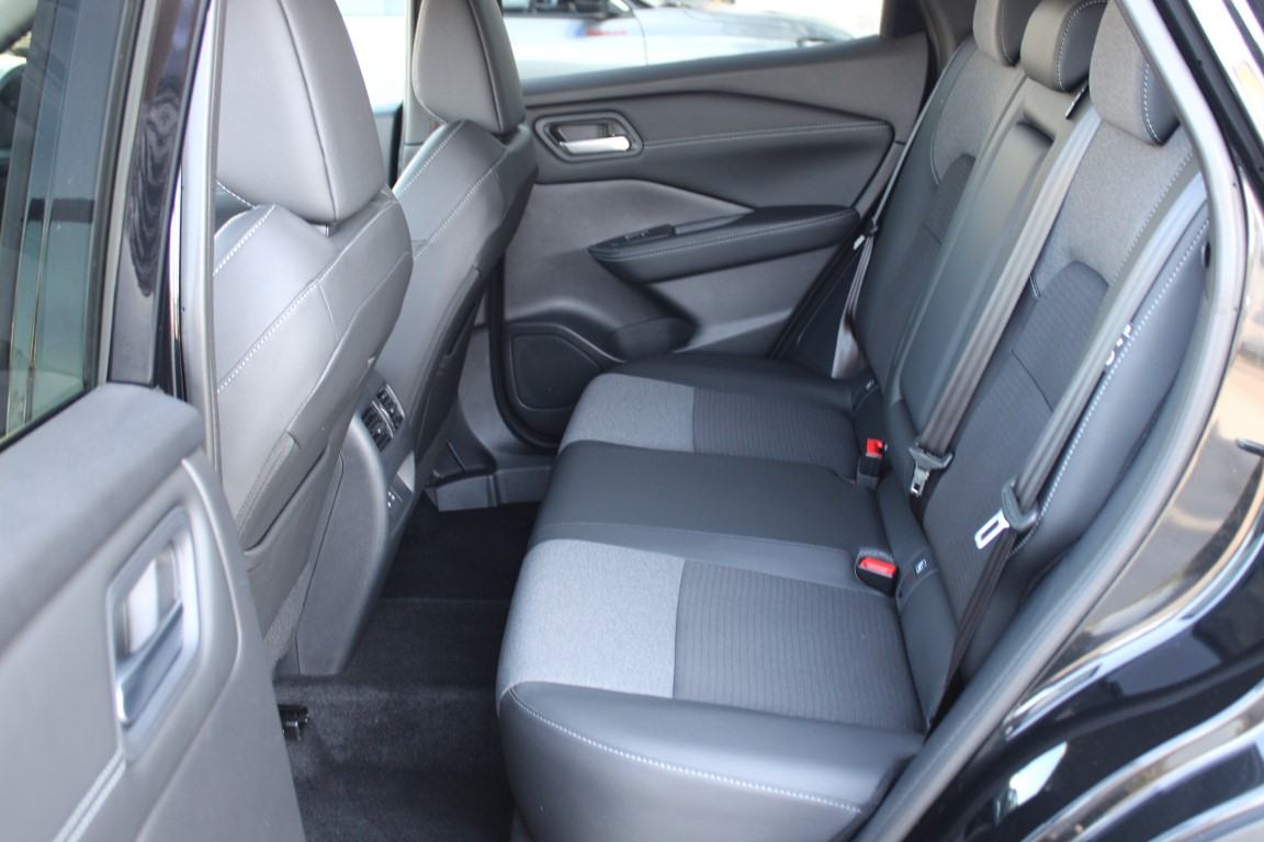 Nissan Qashqai 1,3 DIG-T MHEV N-Connecta X-Tronic, fotografija 8