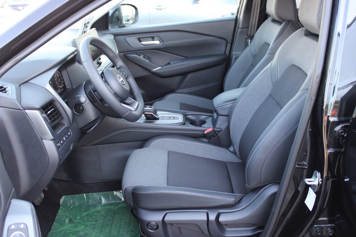 Nissan Qashqai 1,3 DIG-T MHEV N-Connecta X-Tronic, fotografija 9