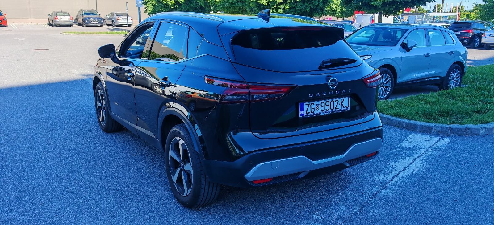 Nissan qashqai 1.3 DIG-T MHEV, fotografija 4