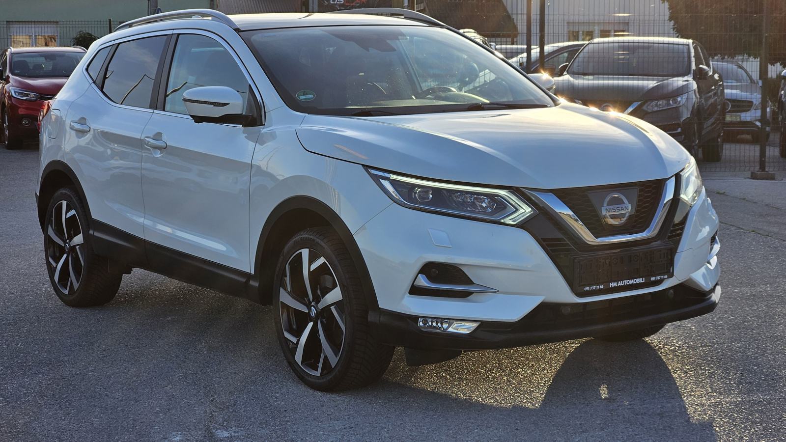 Nissan Qashqai 1,2 DIG-T**TEKNA PLUS 78 TKM XENON NAVI KAM.PANORAMA*, fotografija 10