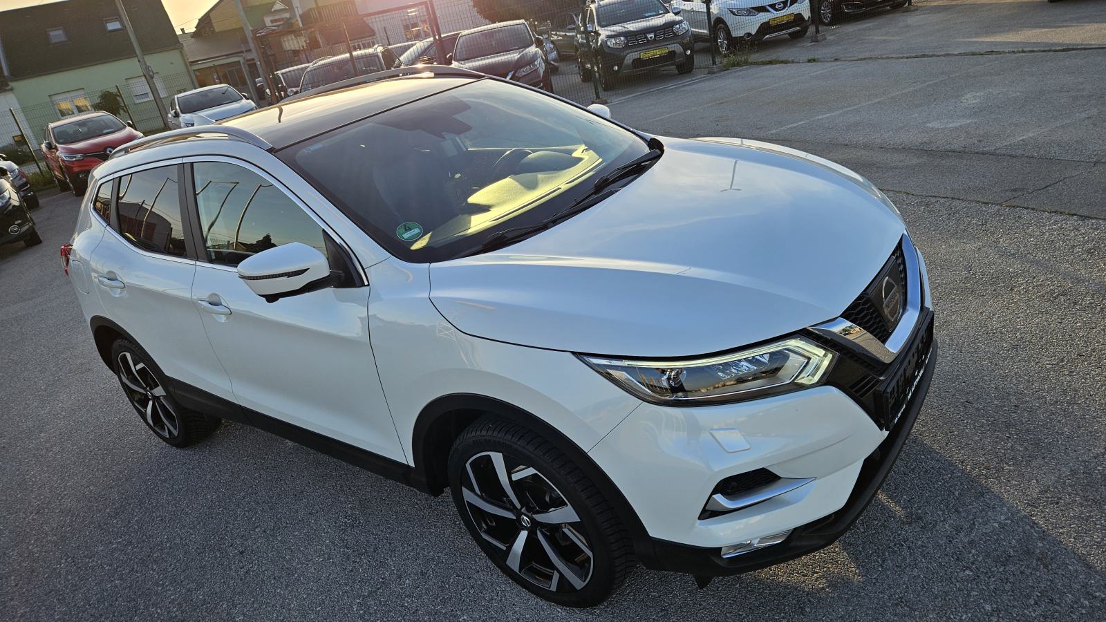 Nissan Qashqai 1,2 DIG-T**TEKNA PLUS 78 TKM XENON NAVI KAM.PANORAMA*, fotografija 11