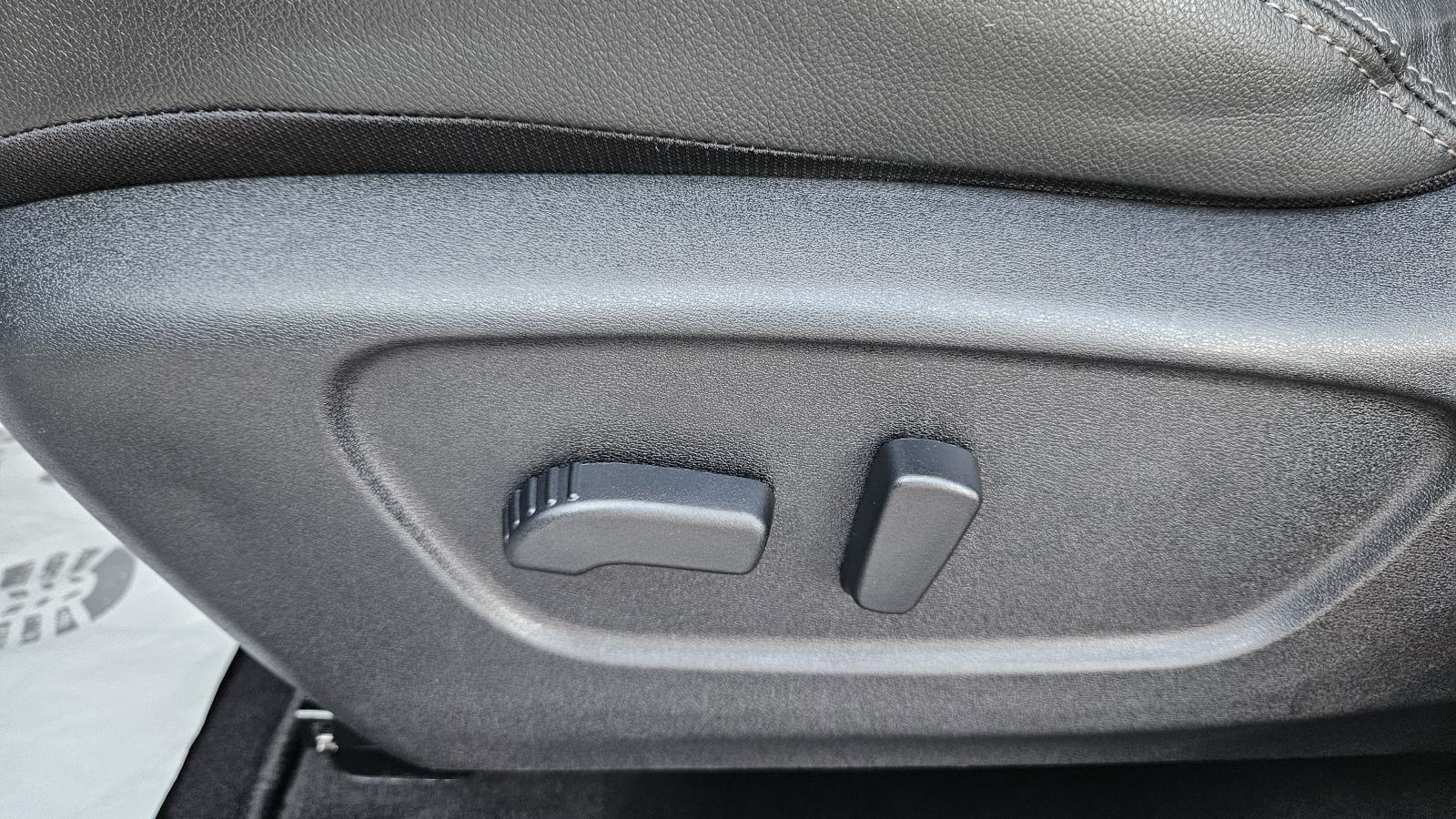 Nissan Qashqai 1,2 DIG-T**TEKNA PLUS 78 TKM XENON NAVI KAM.PANORAMA*, fotografija 20