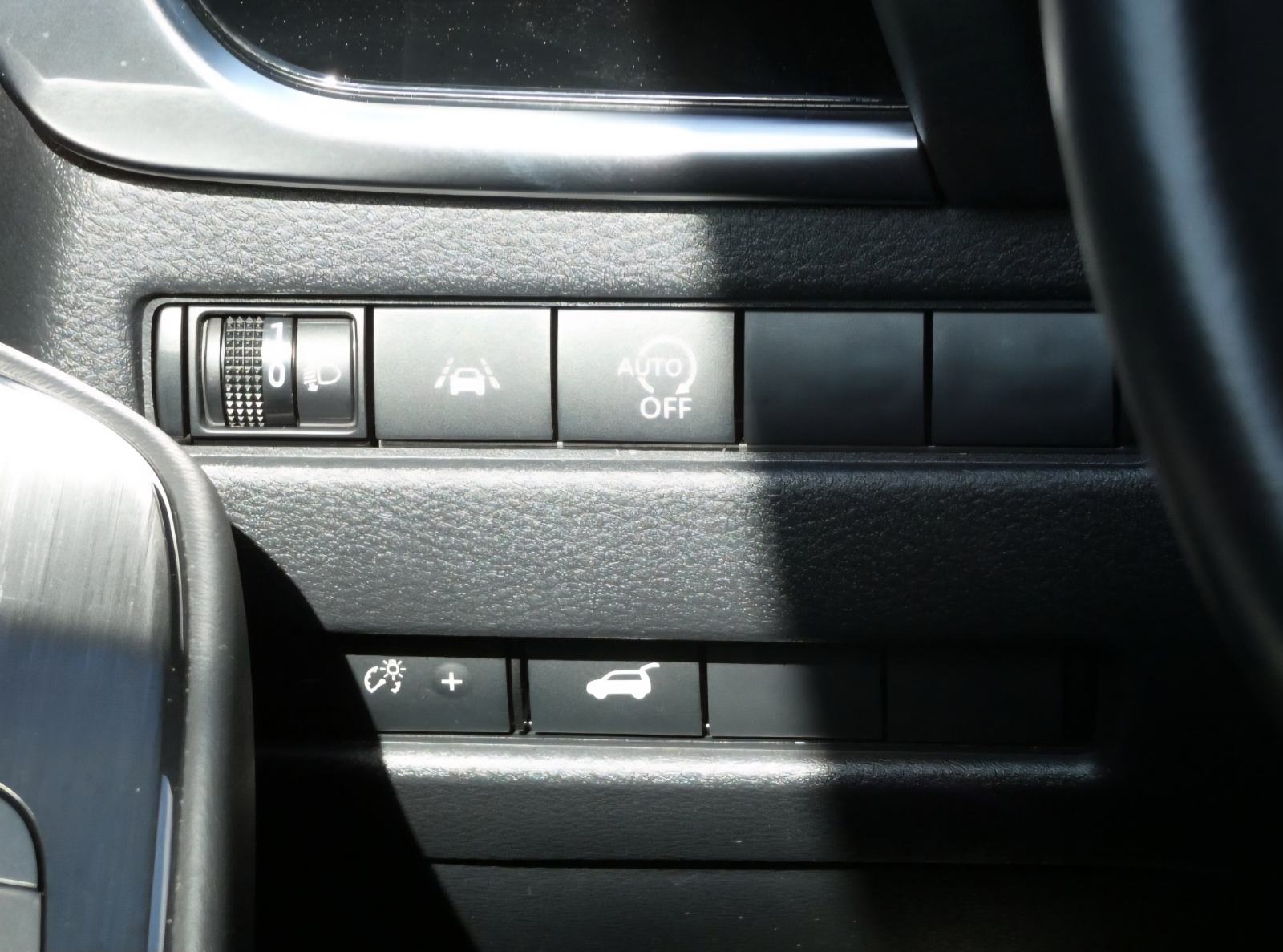 Nissan Qashqai 1.3 DIG-T N-Connecta -LED-NAVI-ALU-KAMERA 360-JAMSTVO, fotografija 12