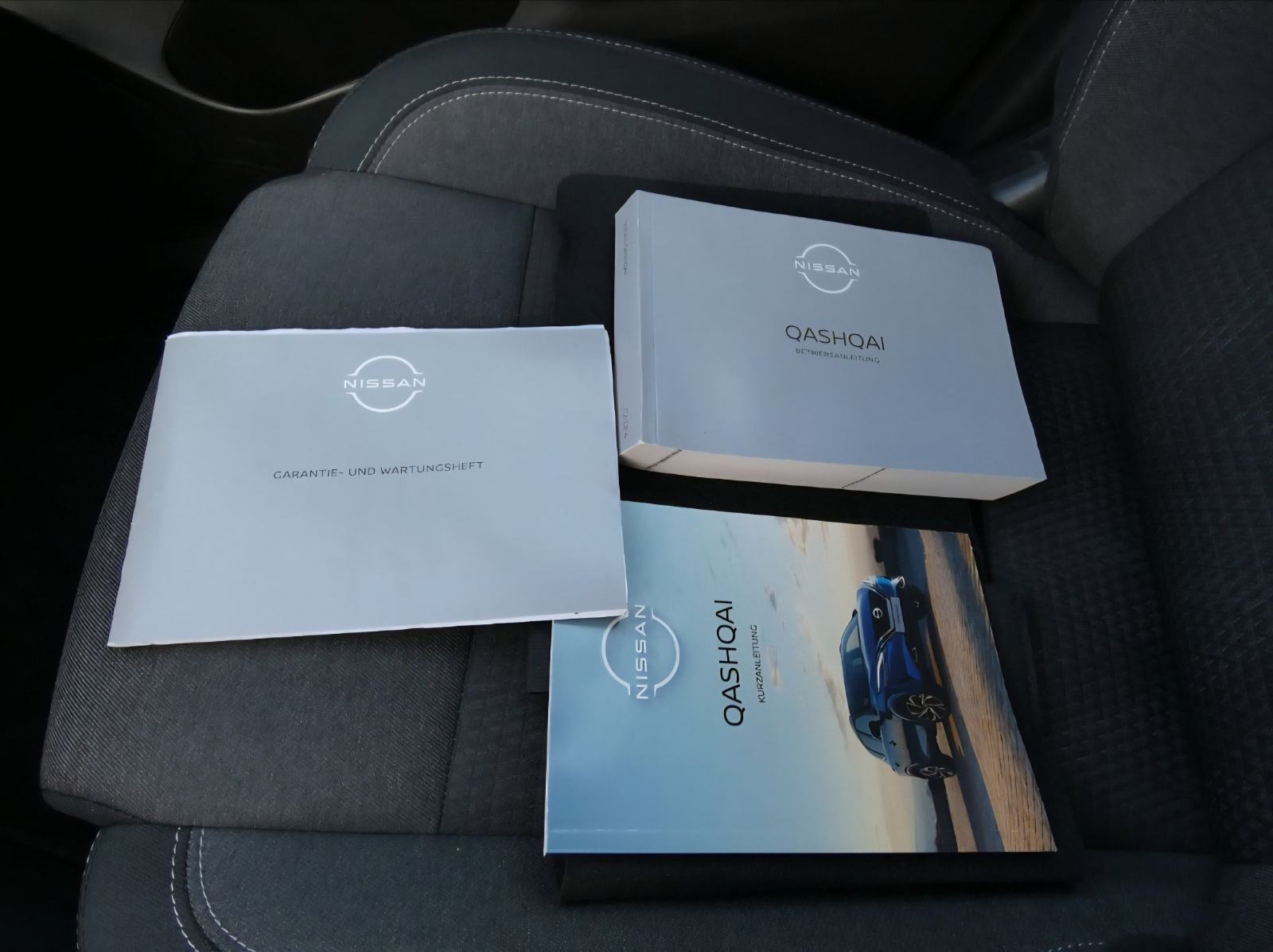 Nissan Qashqai 1.3 DIG-T N-Connecta -LED-NAVI-ALU-KAMERA 360-JAMSTVO, fotografija 16