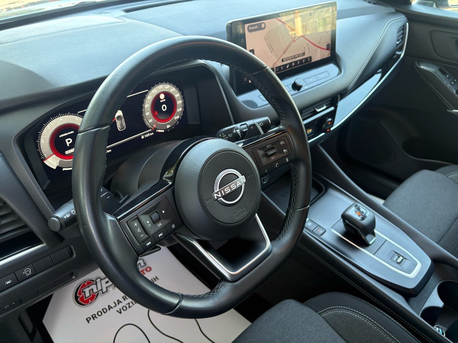 Nissan Qashqai 1.3 DIG-T NAVI - 53.000KM - AUTOMATIK - KAMERA -LEASING, fotografija 11