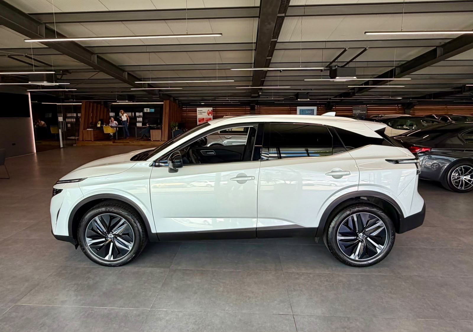 Nissan Qashqai 1.3 DIG-T NAVI • VIRTUAL • KAMERA 360° • LEASING, fotografija 4