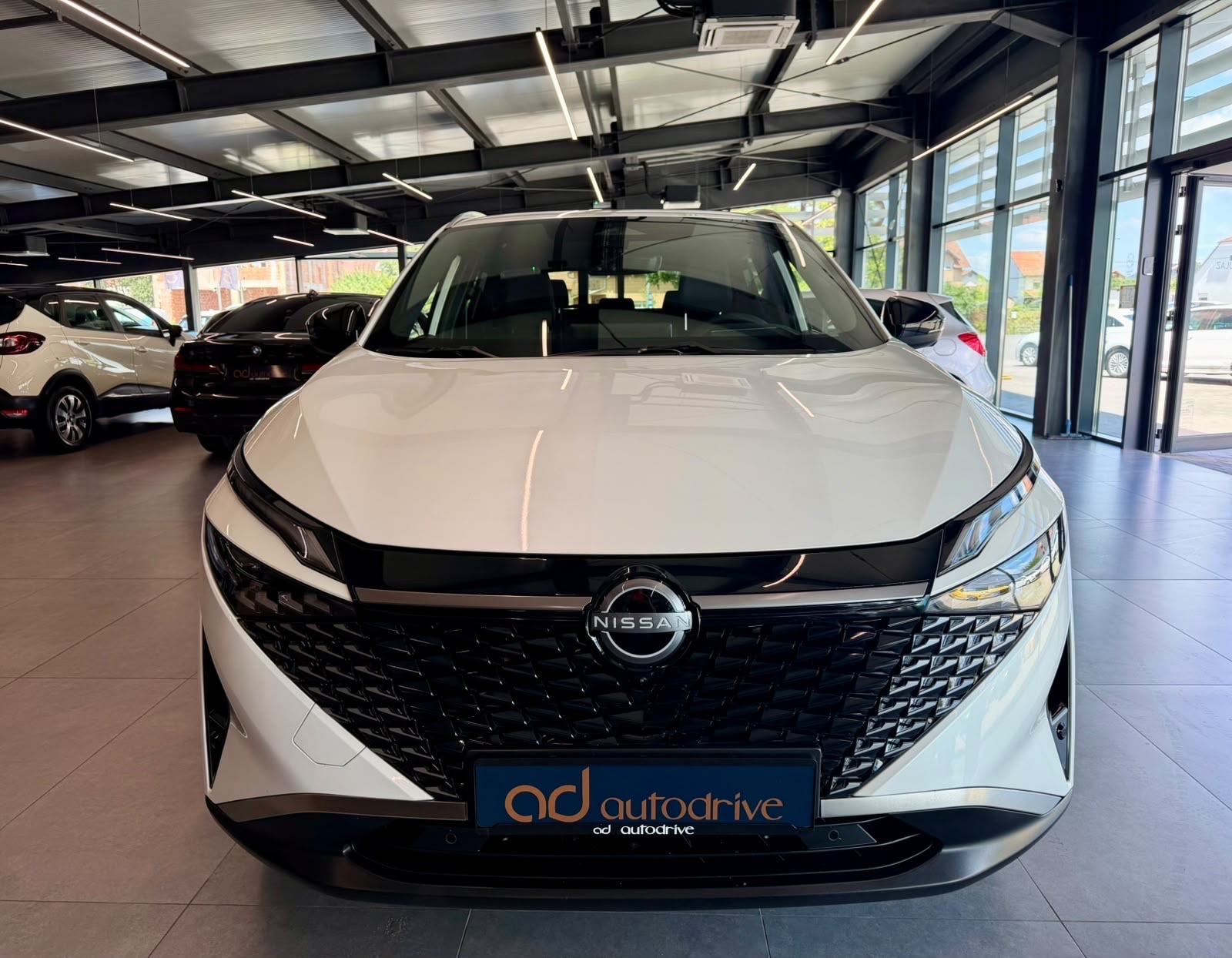 Nissan Qashqai 1.3 DIG-T NAVI • VIRTUAL • KAMERA 360° • LEASING, fotografija 3