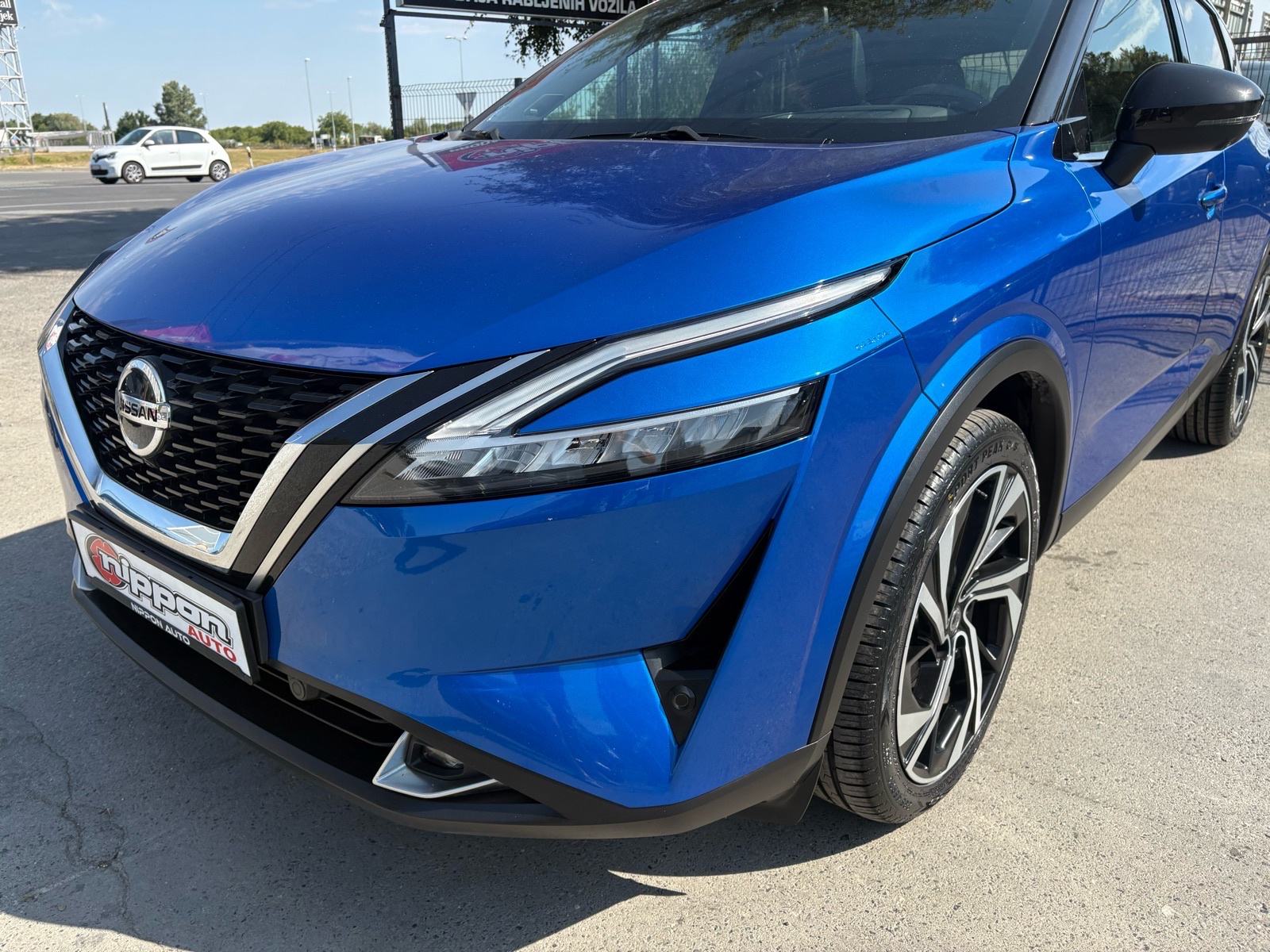 Nissan Qashqai 1,3 DIG-T NAVI - VIRTUAL - KAMERA 360° - LEASING, fotografija 3