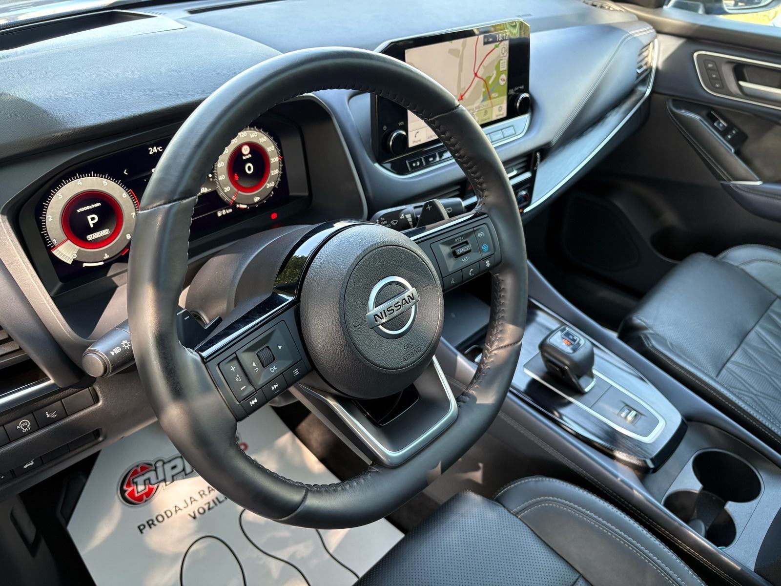 Nissan Qashqai 1,3 DIG-T NAVI - VIRTUAL - KAMERA 360° - LEASING, fotografija 10