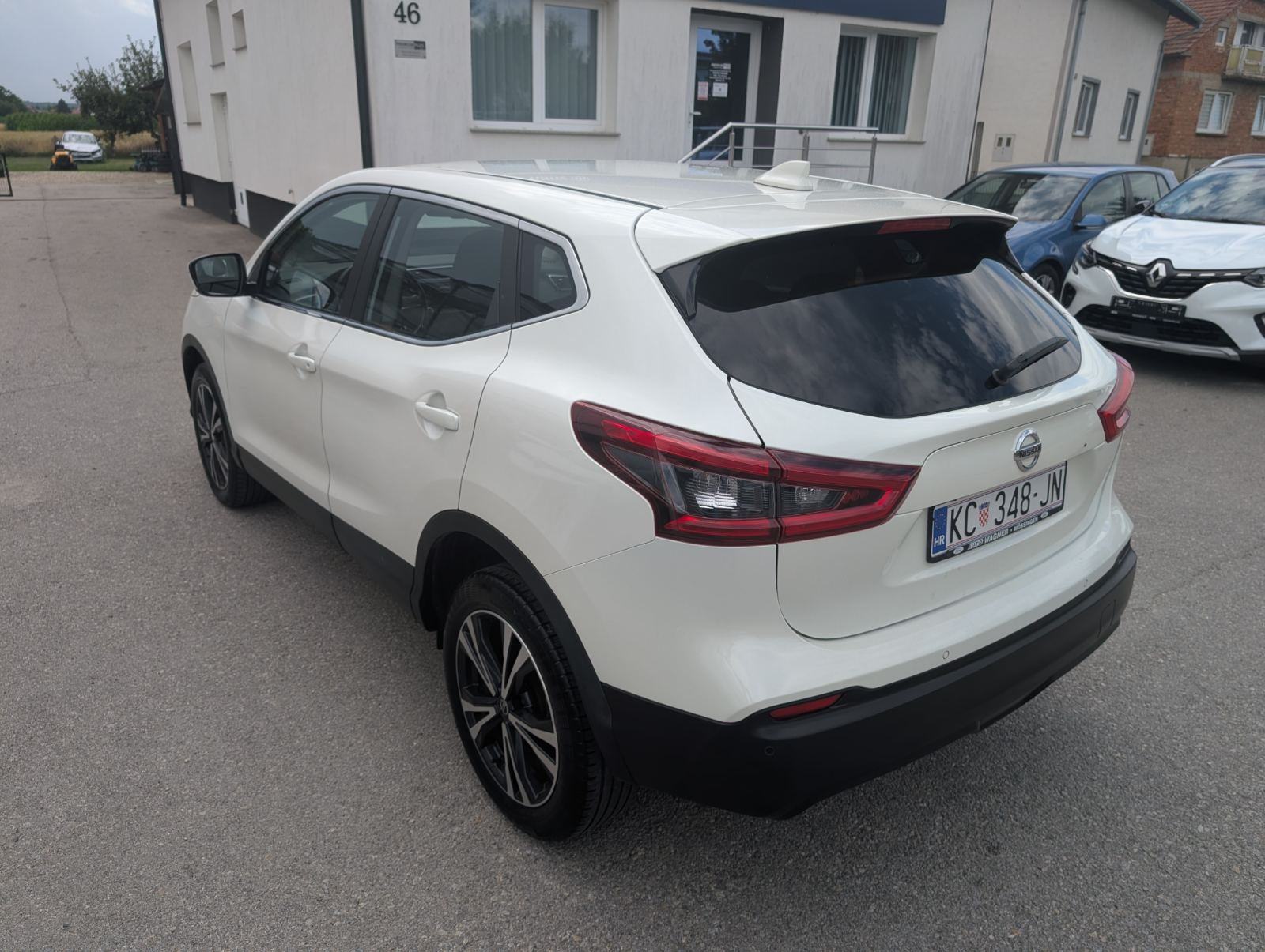 Nissan Qashqai 1,3 DIG-T, pogled izvana - slika 5
