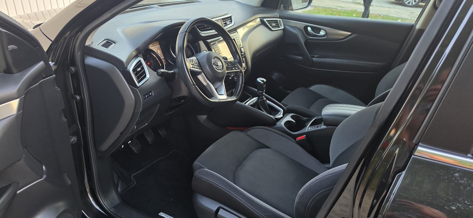 Nissan Qashqai 1,3 DIG-T N Conecta, fotografija 9