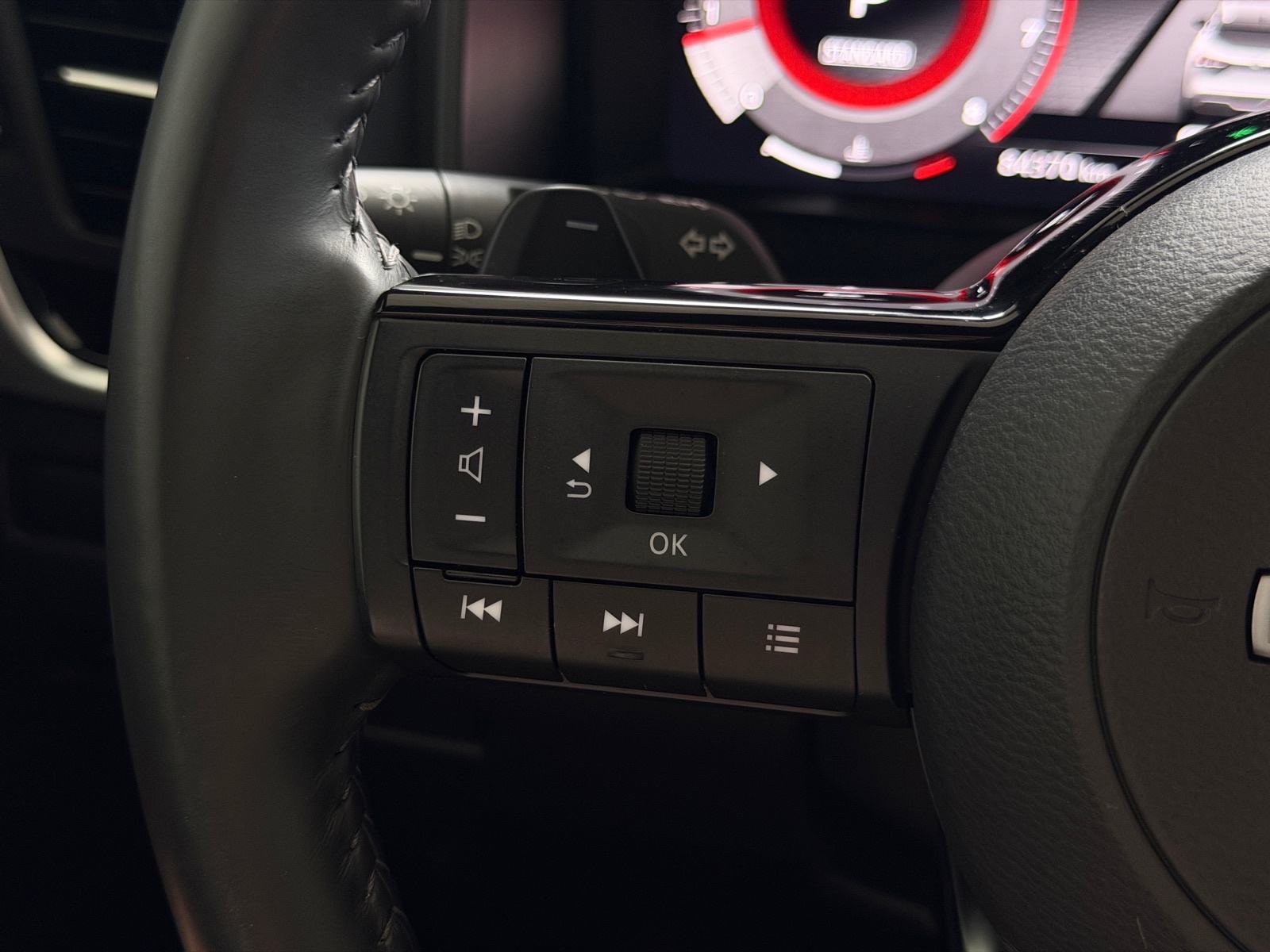 Nissan Qashqai 1.3 DIG-T, TEKNA, AUTOMATIK, JAMSTVO, LEASING 0% UČEŠĆA, fotografija 20