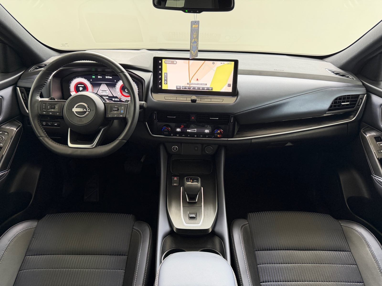 Nissan Qashqai 1.3 DIG-T, TEKNA, AUTOMATIK, JAMSTVO, LEASING 0% UČEŠĆA, fotografija 8