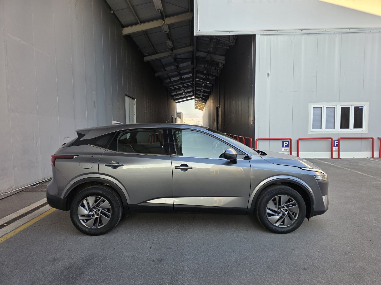 Nissan Qashqai 1.3 HEV**AUTOMATIC**ALU**LED**, fotografija 8