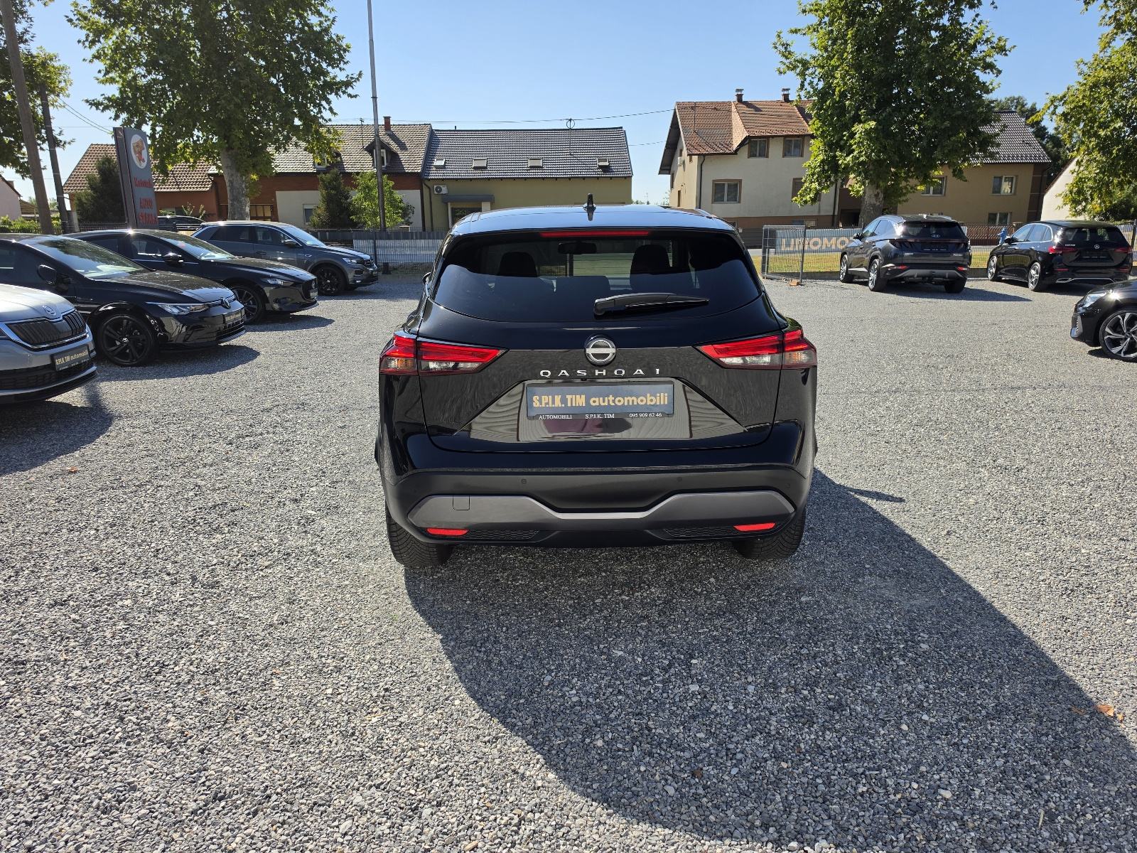 Nissan Qashqai 1.3 MHEV 22TKM,SERV.,NAVI.,LED,ALU.,KAM.360,VIRT.,N CON, fotografija 4