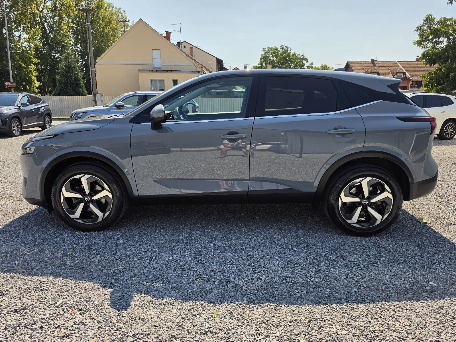 Nissan Qashqai 1.3 MHEV 41TKM,SERV.,NAVI.,LED,ALU.,VIRT,KAM.360,N CONN, fotografija 2
