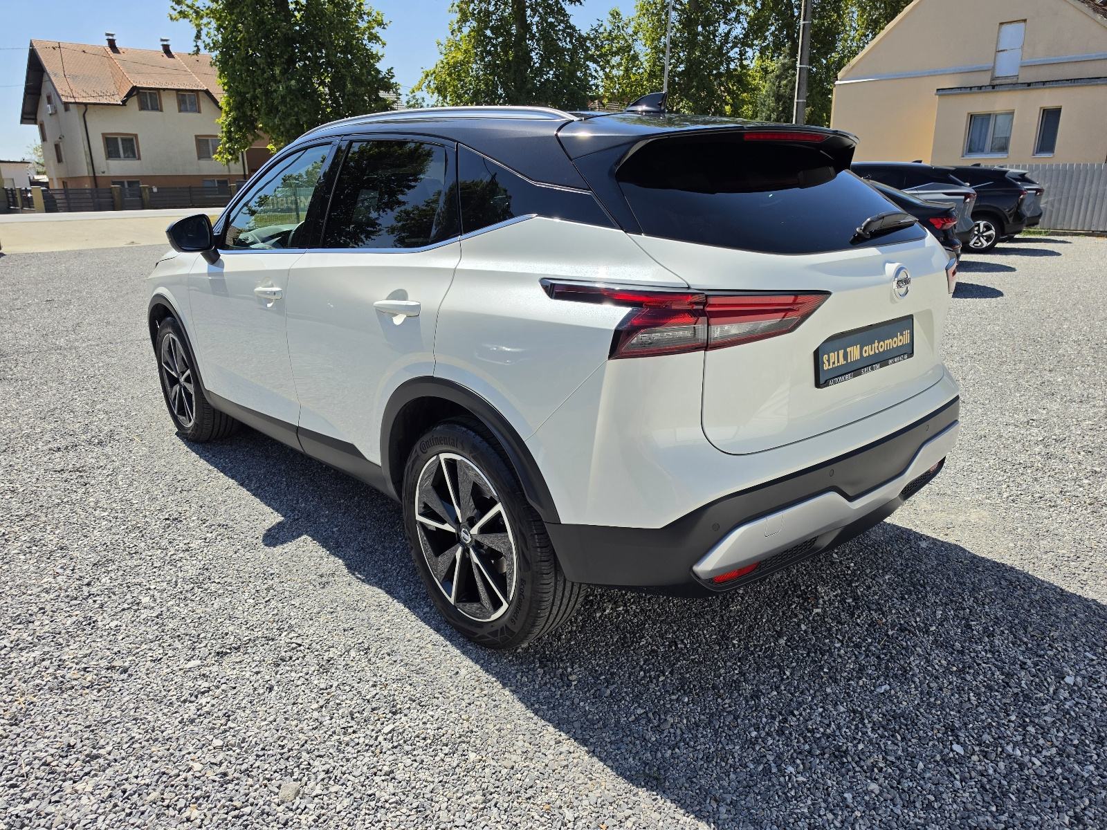 Nissan Qashqai 1.3 MHEV 48TKM,SERV.,NAVI.,LED,KAM.360,PANO,KOŽA,TEKNA+, fotografija 3
