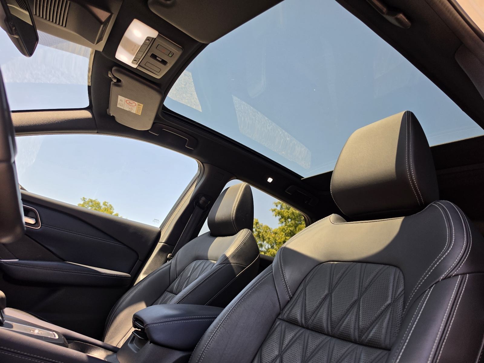 Nissan Qashqai 1.3 MHEV 48TKM,SERV.,NAVI.,LED,KAM.360,PANO,KOŽA,TEKNA+, fotografija 10