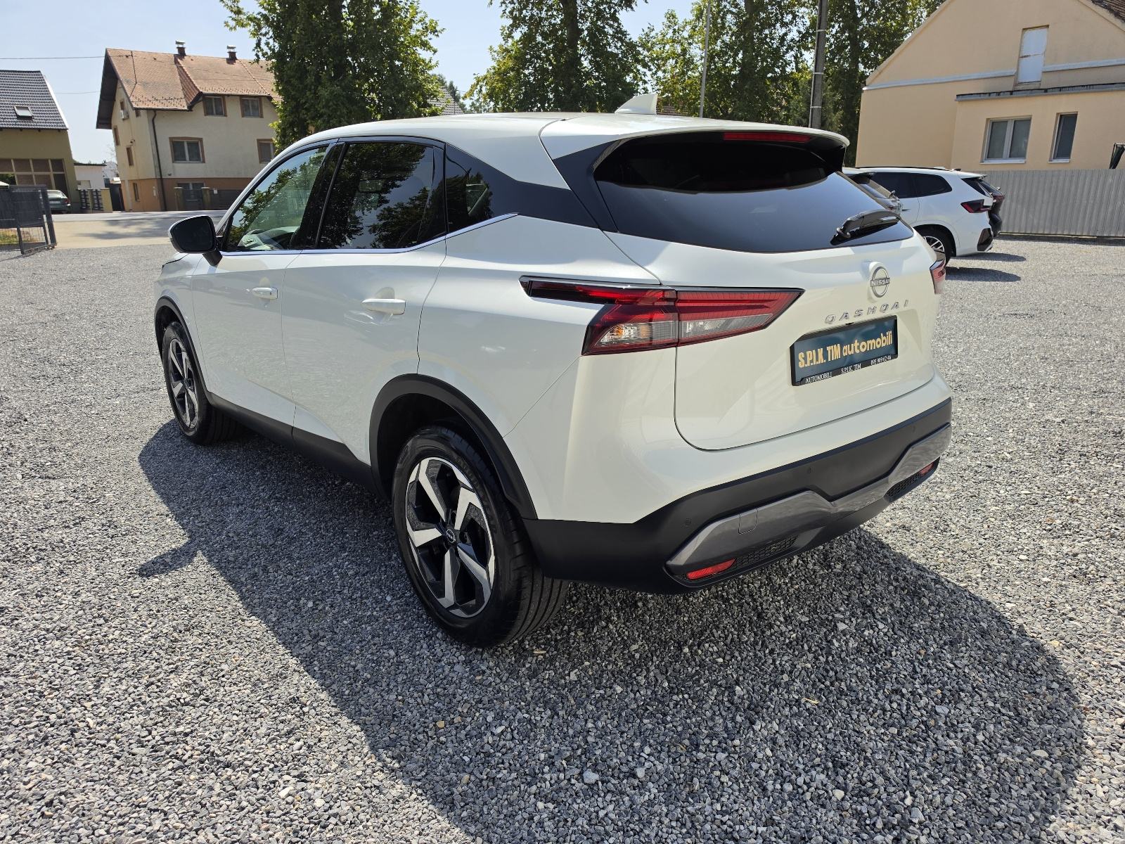 Nissan Qashqai 1.3 MHEV 52TKM,SERV.,NAVI.,LED,VIRT,PDC,KAM.360,PERLA,N, fotografija 3