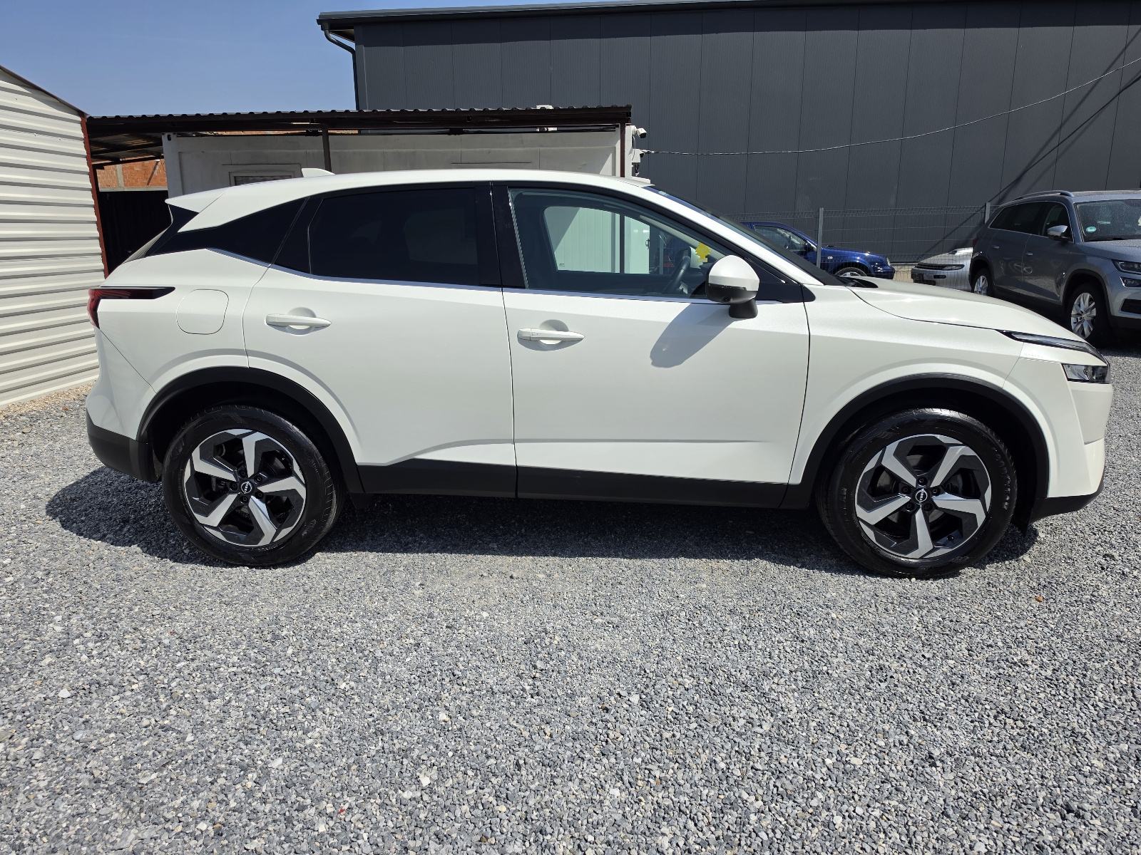 Nissan Qashqai 1.3 MHEV 52TKM,SERV.,NAVI.,LED,VIRT,PDC,KAM.360,PERLA,N, fotografija 6