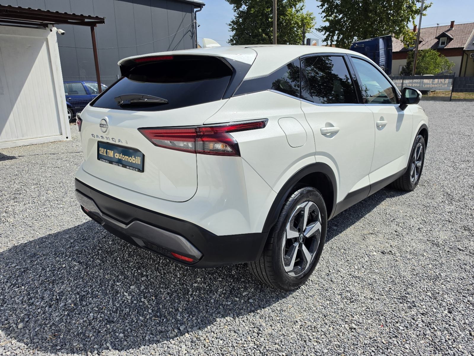 Nissan Qashqai 1.3 MHEV 52TKM,SERV.,NAVI.,LED,VIRT,PDC,KAM.360,PERLA,N, fotografija 5