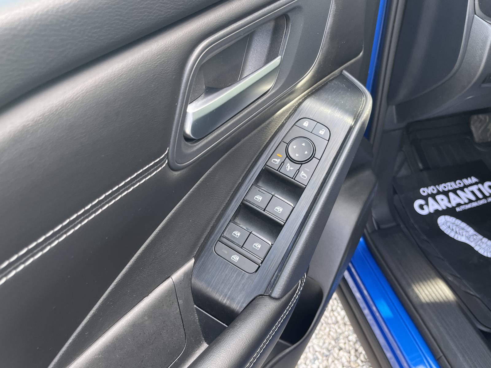 Nissan Qashqai 1.3 MHEV Xtronic Acenta, LEASING BEZ UČEŠĆA I BEZ JAMCA, fotografija 12