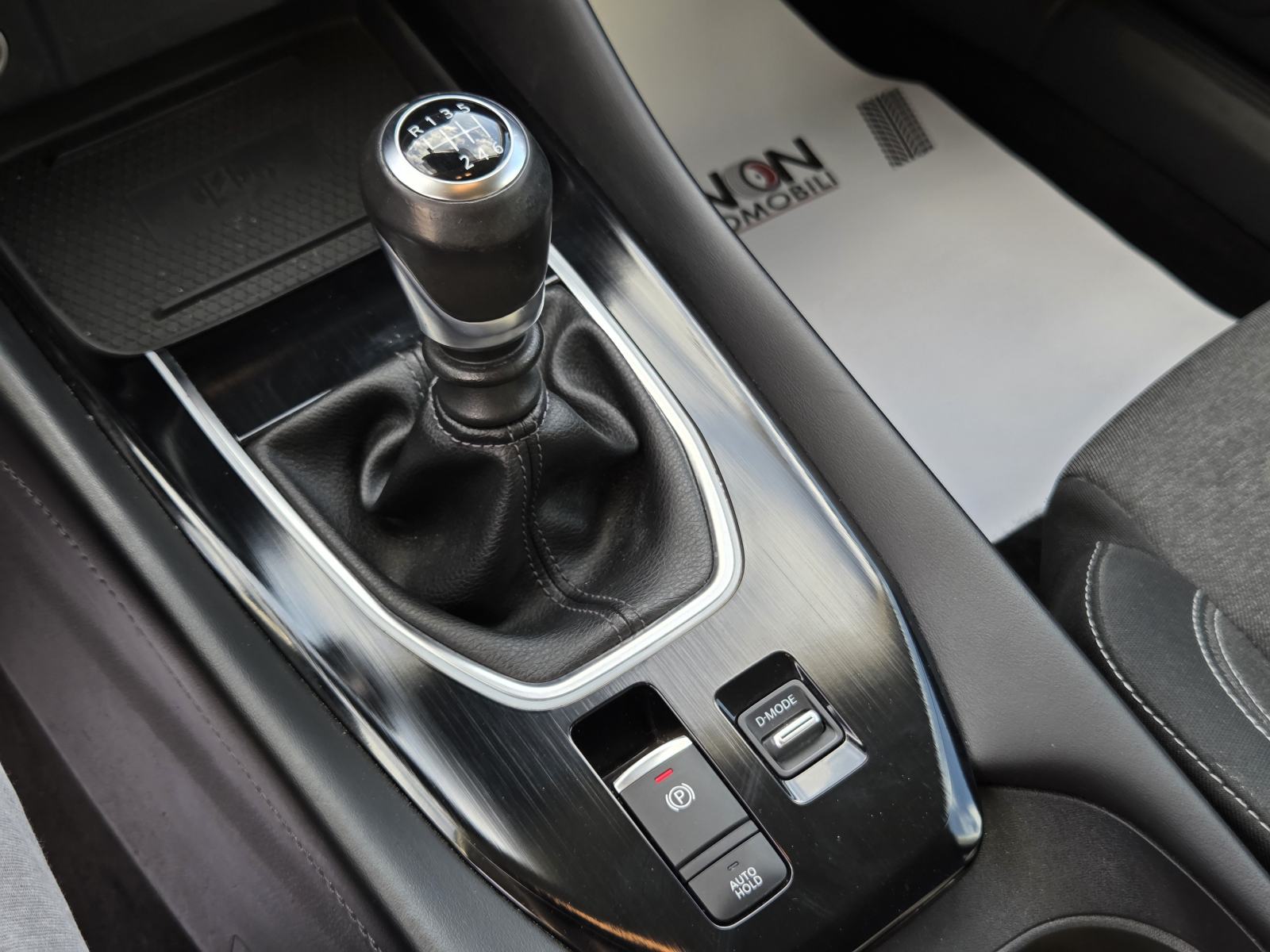Nissan Qashqai 1,3 N-Connecta I 360 KAM I VIRTUAL I, fotografija 13