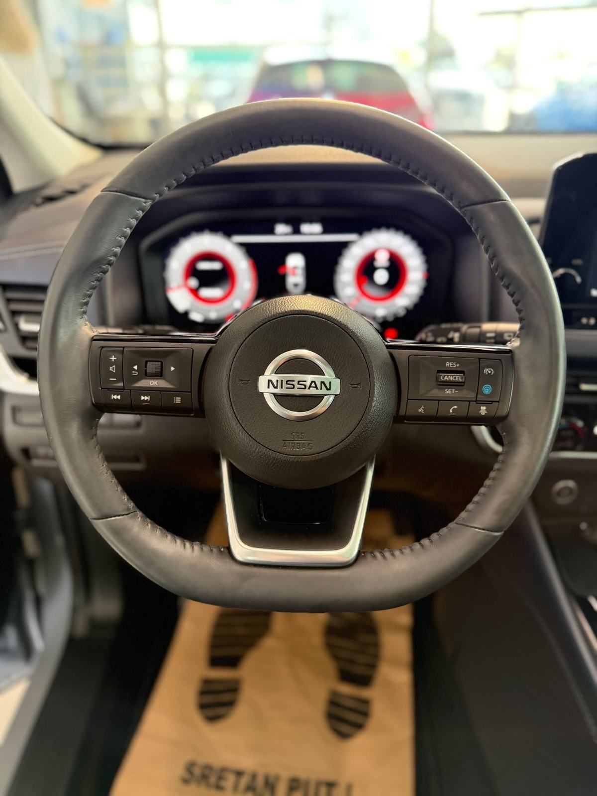 Nissan Qashqai 1.3 140 PS MHEV N-CONNECTA/NAVI/KAMERA 360/SERVISNA, fotografija 9