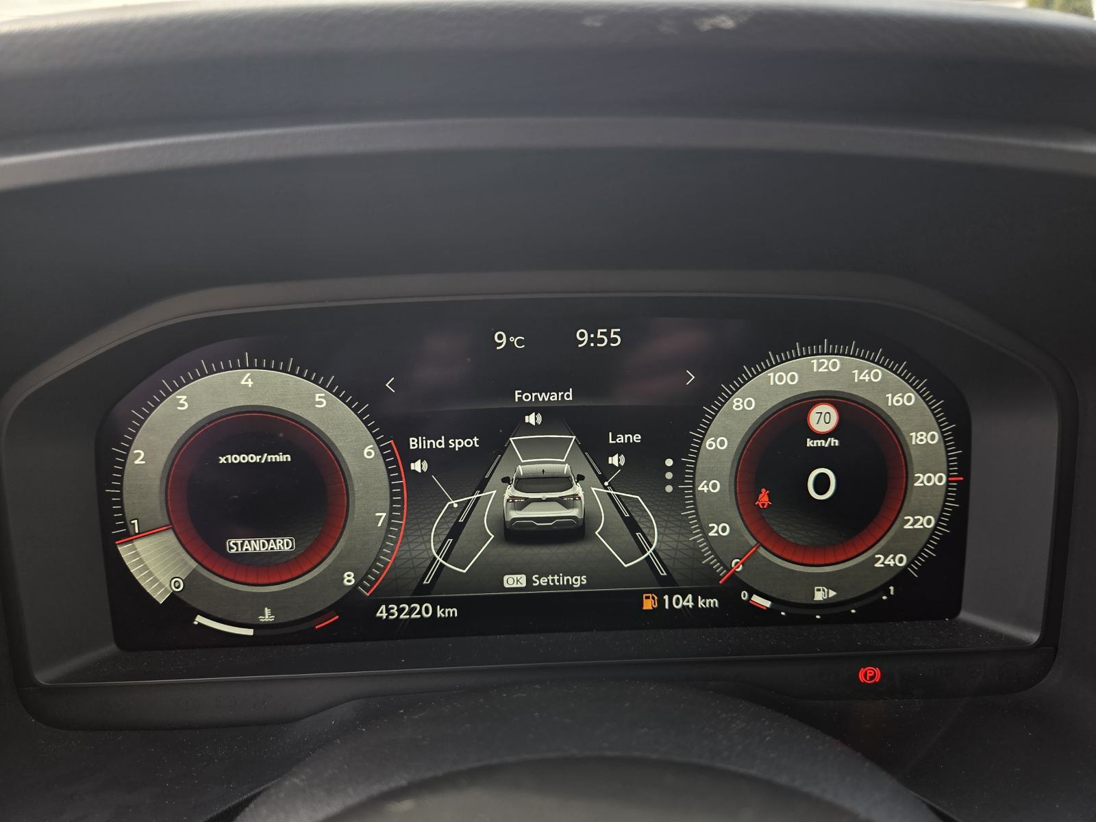 Nissan Qashqai 1,3 N-Connecta I PANO I VIRTUAL I HEAD UP I ACC i 360°, fotografija 11