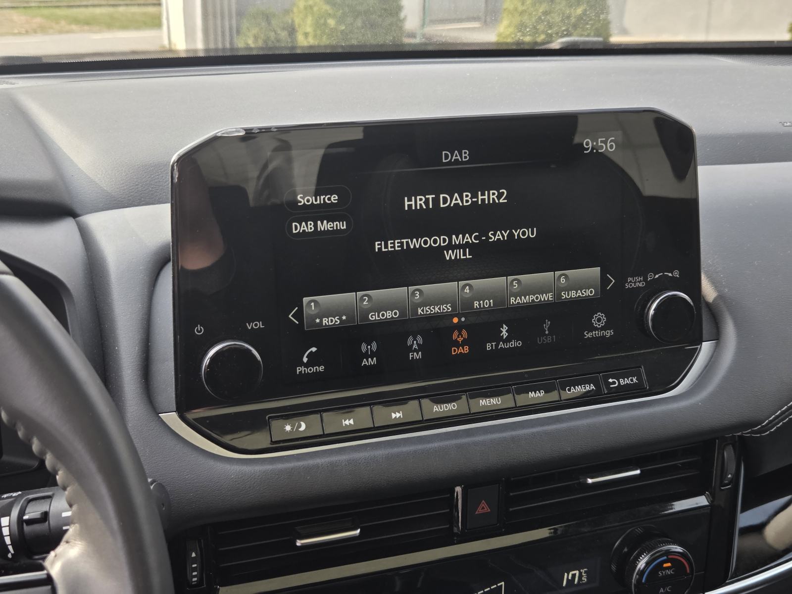 Nissan Qashqai 1,3 N-Connecta I PANO I VIRTUAL I HEAD UP I ACC i 360°, fotografija 13