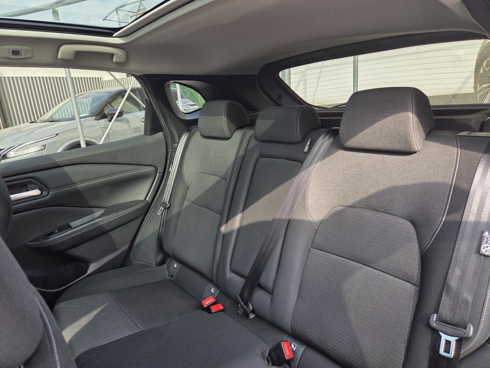 Nissan Qashqai 1,3 N-Connecta I PANO I VIRTUAL I HEAD UP I ACC i 360°, fotografija 20