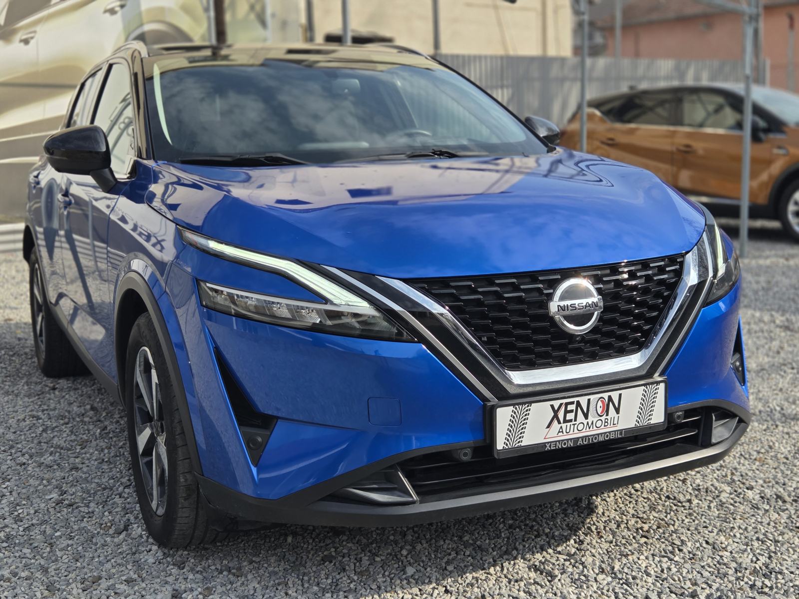Nissan Qashqai 1,3 N-Connecta I PANO I VIRTUAL I HEAD UP I ACC i 360°, fotografija 5